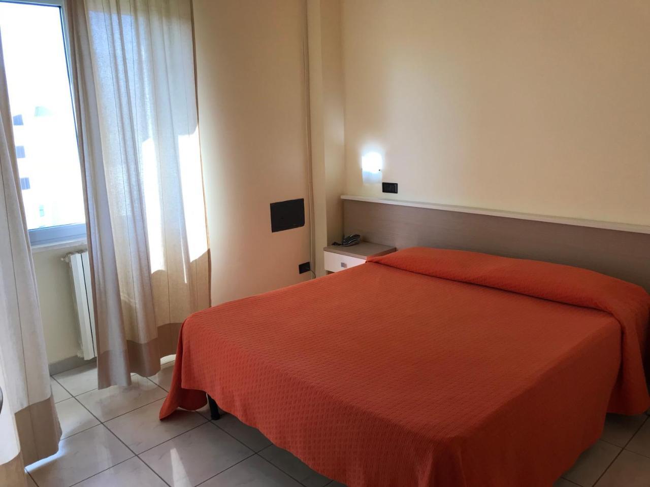 Hotel San Luca Rossano Exterior photo